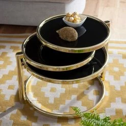 Design Wohnzimmertisch Mit 3 Glas Platten - Santorina -Bouquet-shop design wohnzimmertisch mit 3 glas platten in schwarz metall gold santorina 03